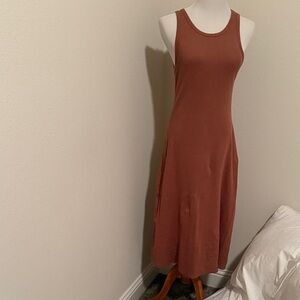 Mod Ref Sleeveless Tan Midi Dress